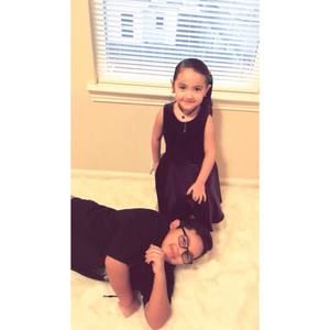 Meet your Posher, Kari